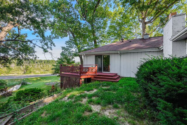 22975 Pine Lake Road, Pennfield Twp, MI 49014