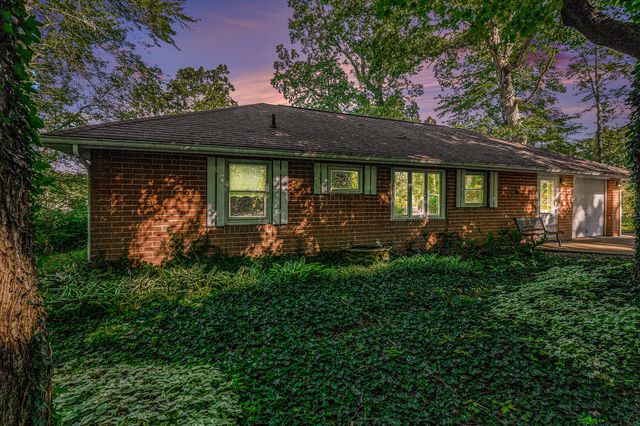 22975 Pine Lake Road, Pennfield Twp, MI 49014