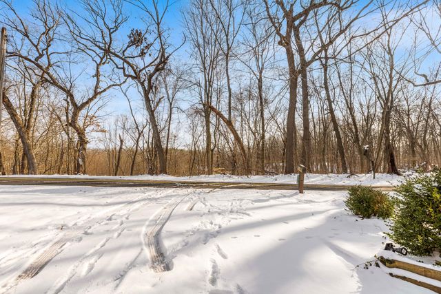 22975 Pine Lake Road, Pennfield Twp, MI 49014