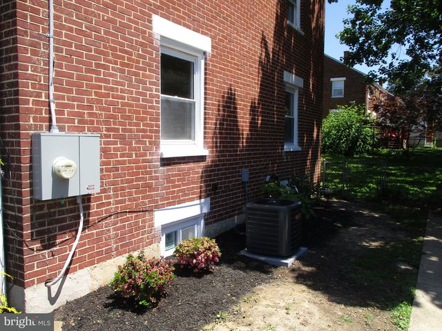 103 DENN PL, Wilmington, DE 19804