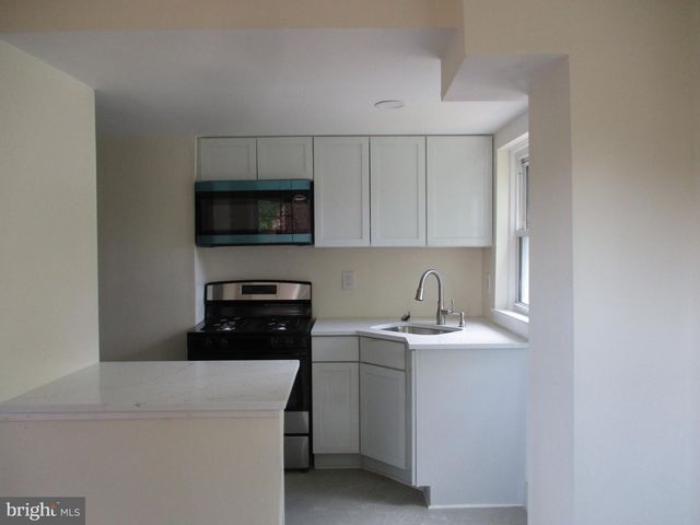 103 DENN PL, Wilmington, DE 19804