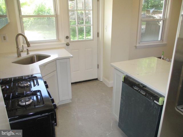 103 DENN PL, Wilmington, DE 19804