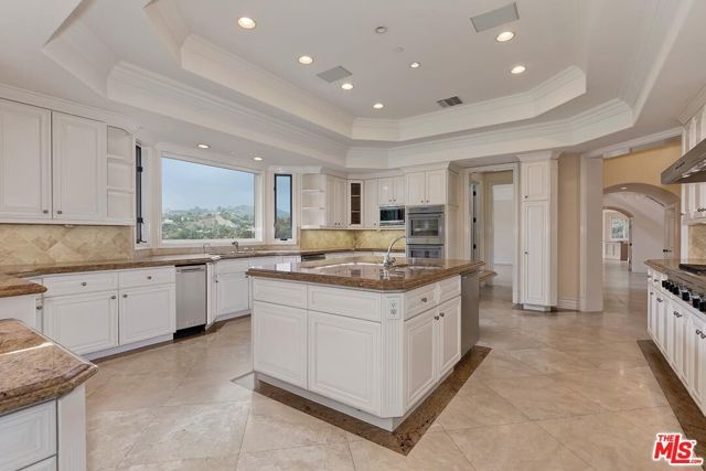 11971 Lockridge Road, Studio City (los Angeles), CA 91604