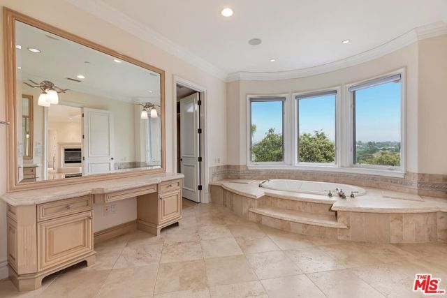 11971 Lockridge Road, Studio City (los Angeles), CA 91604