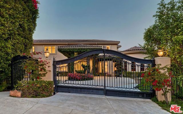 11971 Lockridge Road, Studio City (los Angeles), CA 91604