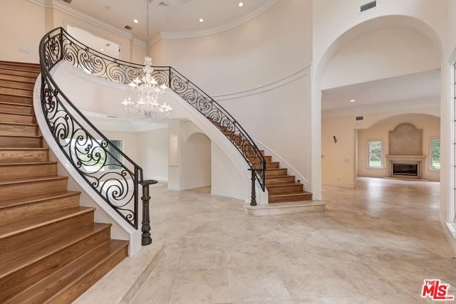 11971 Lockridge Road, Studio City (los Angeles), CA 91604