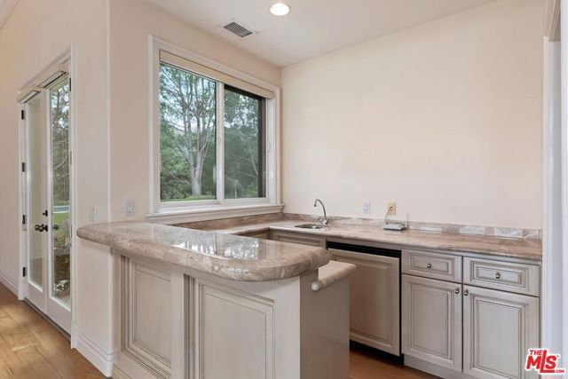 11971 Lockridge Road, Studio City (los Angeles), CA 91604