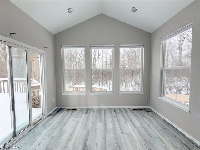 908 Kendal Drive, Broadview Heights, OH 44147