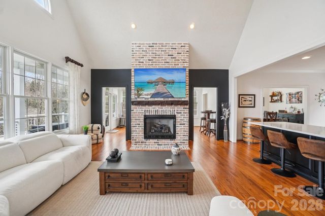 1409 Woodsong Drive, Hendersonville, NC 28791