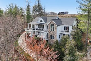 1409 Woodsong Drive, Hendersonville, NC 28791