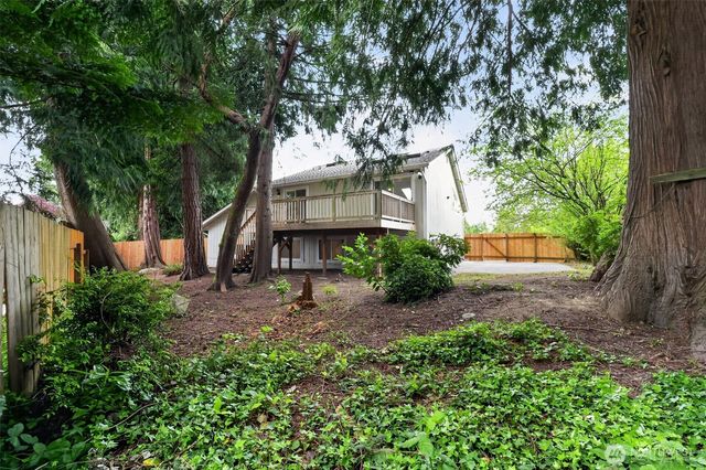 2636 NE Coventry Place, Bremerton, WA 98311