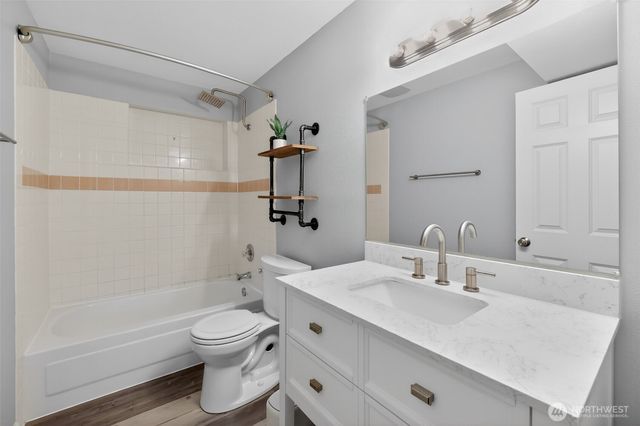 2636 NE Coventry Place, Bremerton, WA 98311