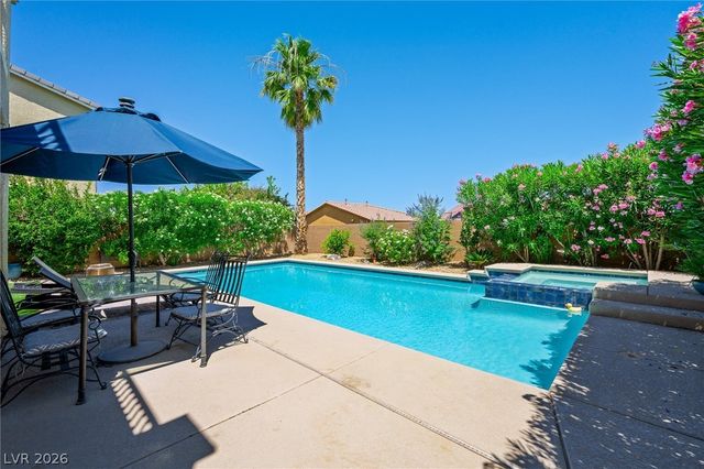 2984 Queen Lake Court, Henderson, NV 89052