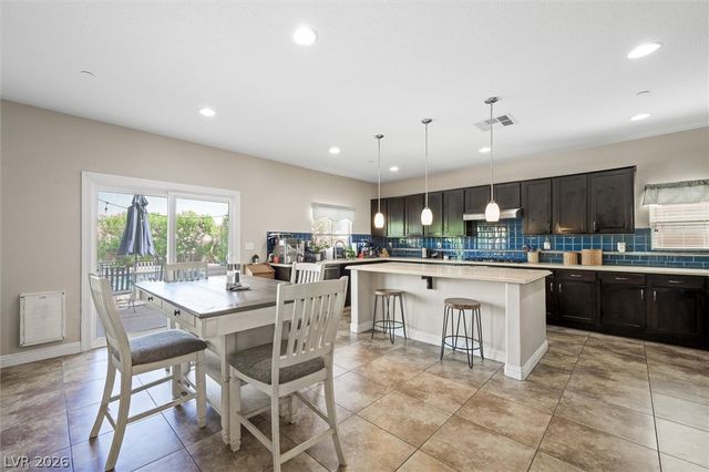 2984 Queen Lake Court, Henderson, NV 89052