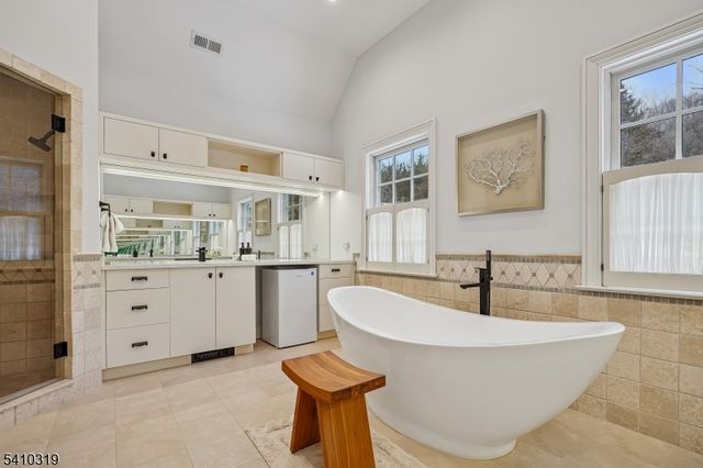 91 Mosle Rd, Peapack Gladstone Boro, NJ 07931