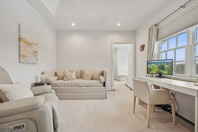 91 Mosle Rd, Peapack Gladstone Boro, NJ 07931