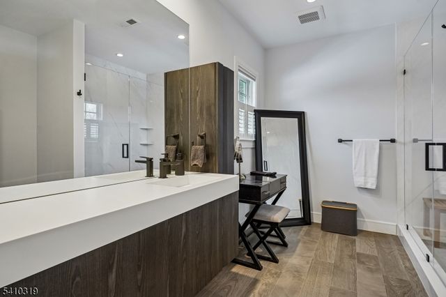 91 Mosle Rd, Peapack Gladstone Boro, NJ 07931