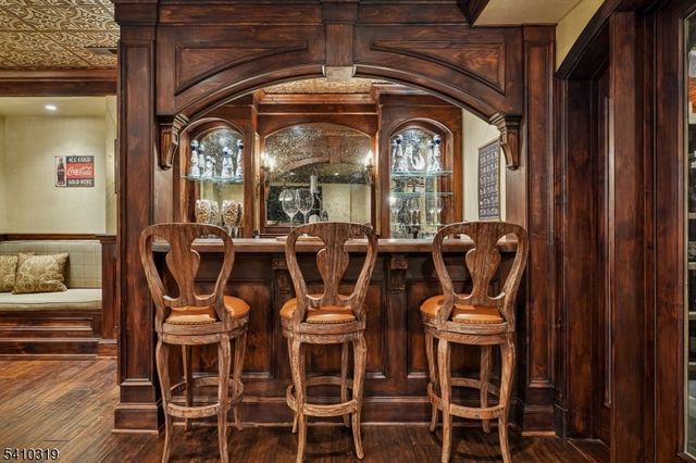 91 Mosle Rd, Peapack Gladstone Boro, NJ 07931