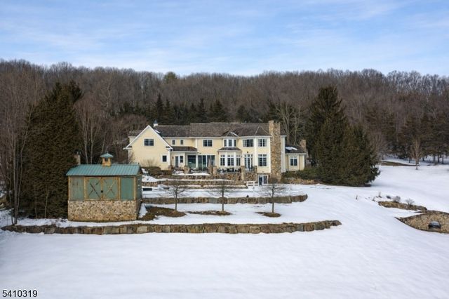 91 Mosle Rd, Peapack Gladstone Boro, NJ 07931