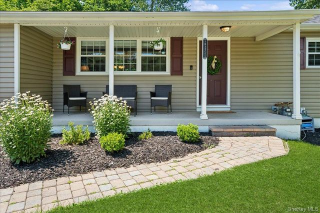 5 Marcus Road, West Nyack, NY 10994