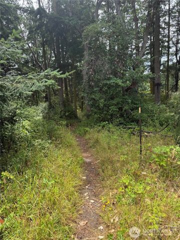 999 Hancock Street, Port Townsend, WA 98368