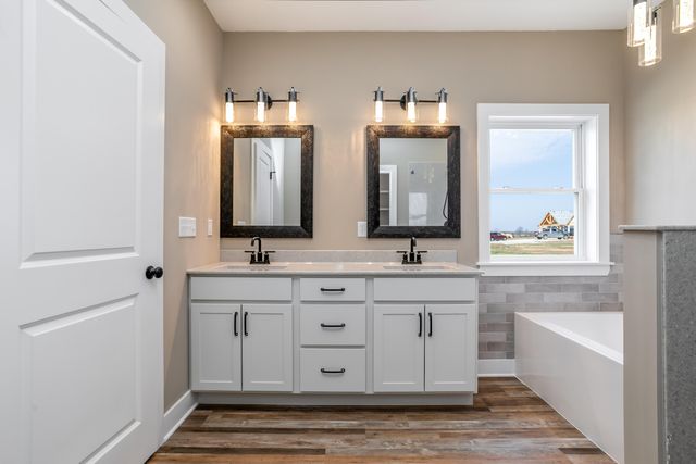 21738 MO 98 3A, Boonville, MO 65233