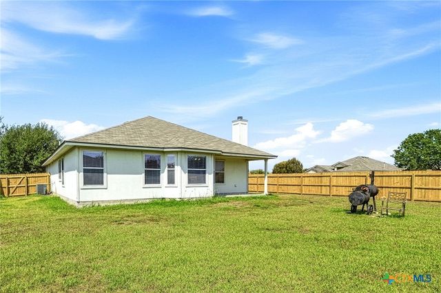100 Lightfoot Court, Hutto, TX 78634