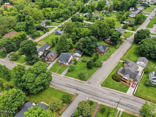135 East Old Andrew Johnson Highway, Jefferson City, TN 37760