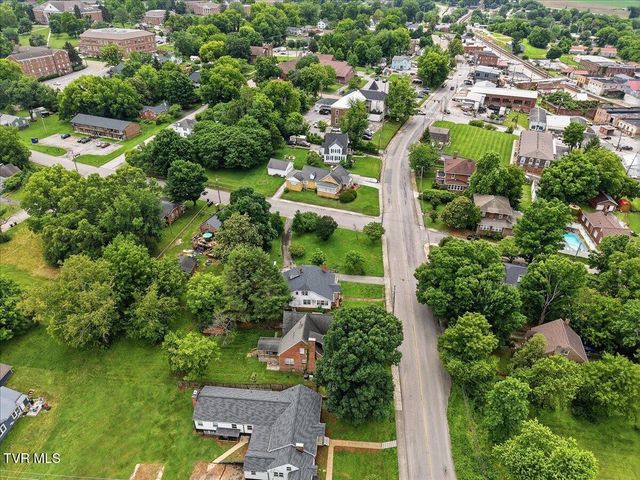135 East Old Andrew Johnson Highway, Jefferson City, TN 37760