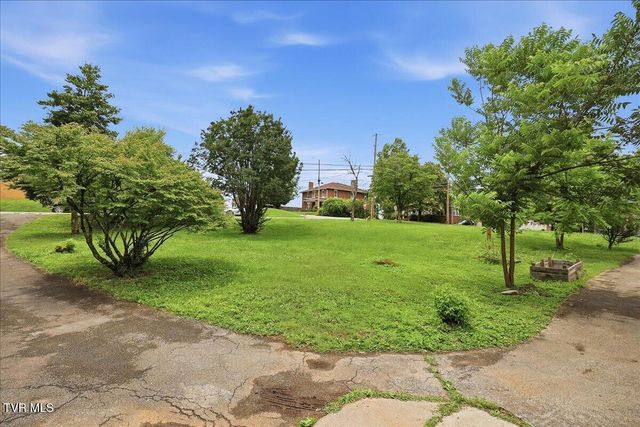 135 East Old Andrew Johnson Highway, Jefferson City, TN 37760