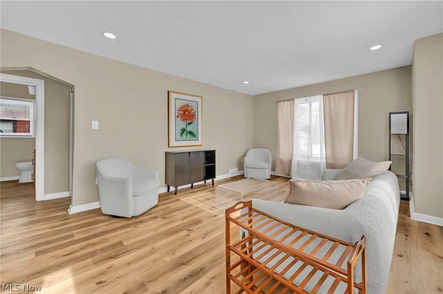 926 Winton Avenue, Akron, OH 44320