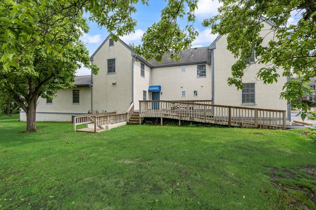 715 E MAIN ST, Moorestown, NJ 08057