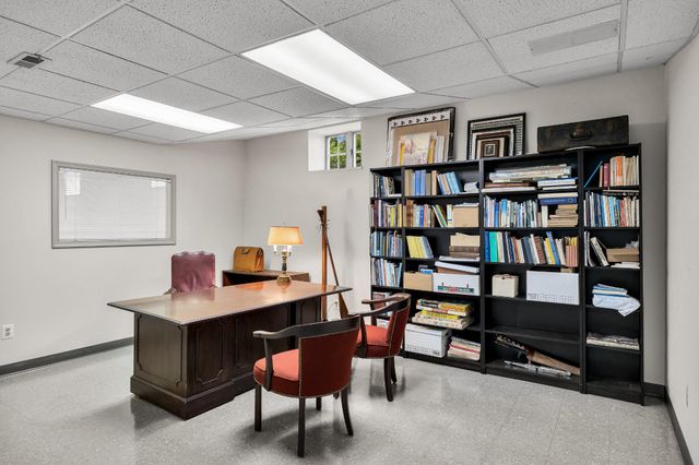 715 E MAIN ST, Moorestown, NJ 08057