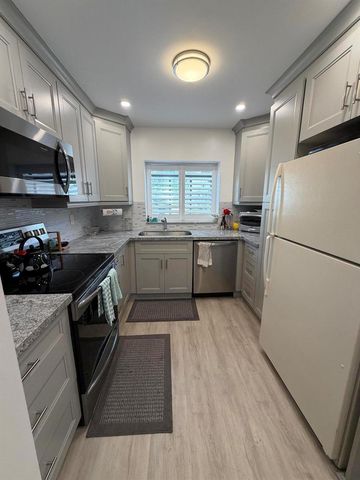 4737 NW 30th Street, Coconut Creek, FL 33063