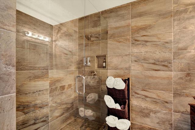 1315 GULFVIEW WOODS LANE, Tarpon Springs, FL 34689