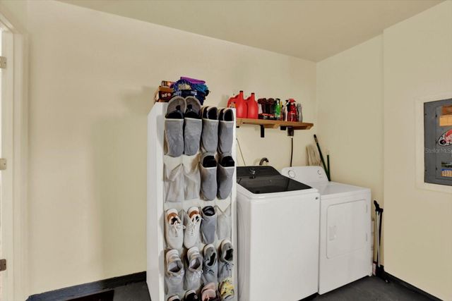 1315 GULFVIEW WOODS LANE, Tarpon Springs, FL 34689