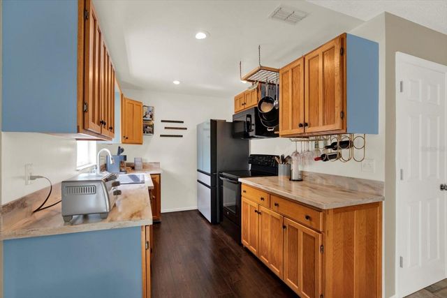 1315 GULFVIEW WOODS LANE, Tarpon Springs, FL 34689