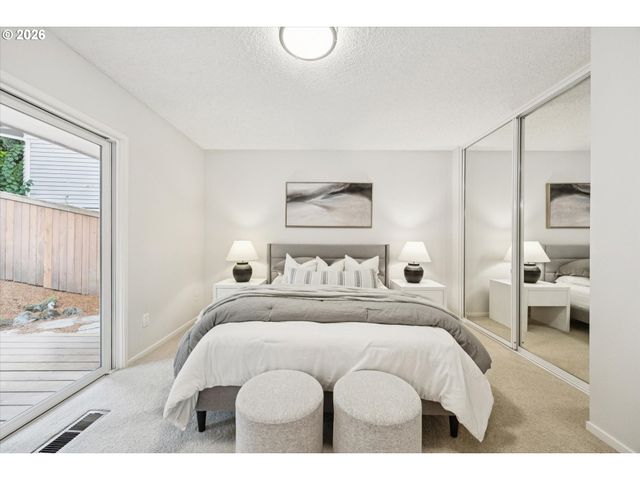 2730 Sw PLUM Ct, Portland, OR 97219