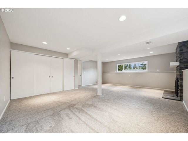 2730 Sw PLUM Ct, Portland, OR 97219