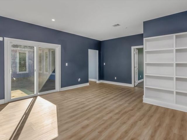 7417 Weathertop Drive, Shreveport, LA 71107