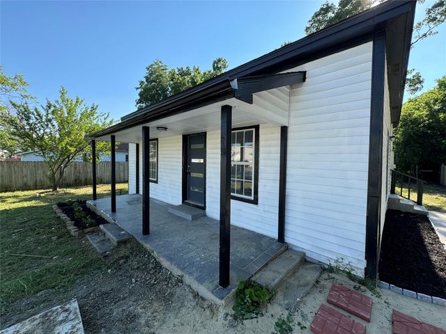 309 S Louisiana Street, Celina, TX 75009