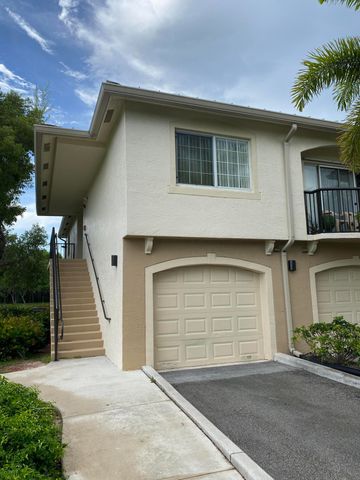 100 Crestwood Court N 103, Royal Palm Beach, FL 33411