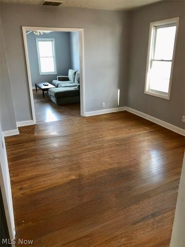 769 Brayton Avenue, Cleveland, OH 44113