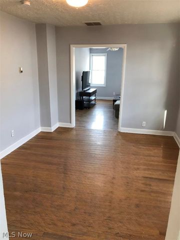 769 Brayton Avenue, Cleveland, OH 44113