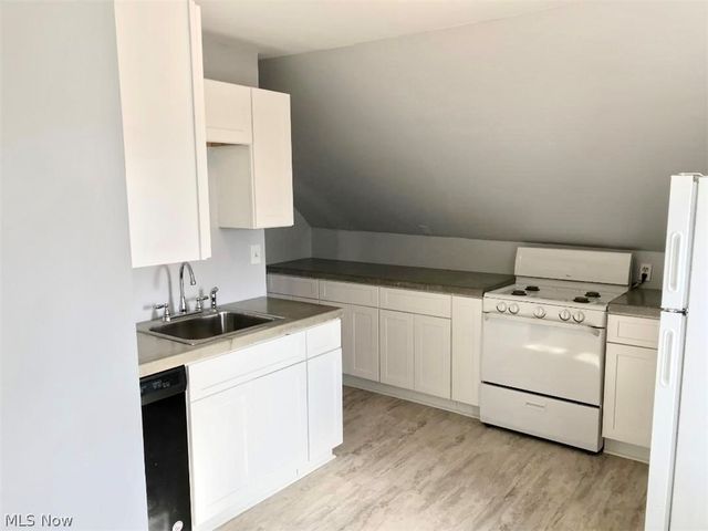 769 Brayton Avenue, Cleveland, OH 44113