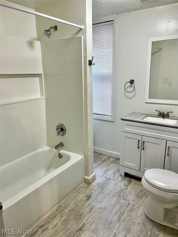 769 Brayton Avenue, Cleveland, OH 44113