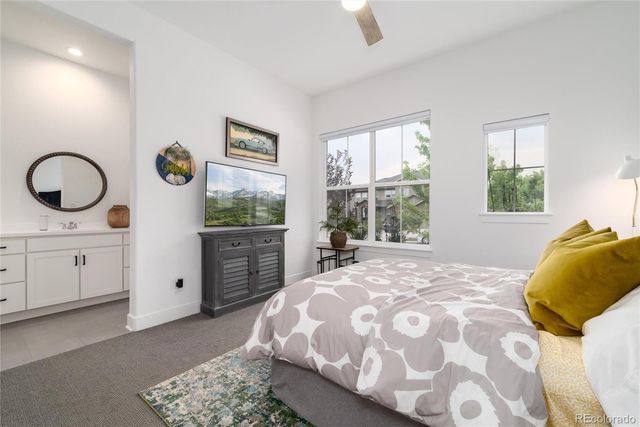 27810 E Lakeview Drive, Aurora, CO 80016