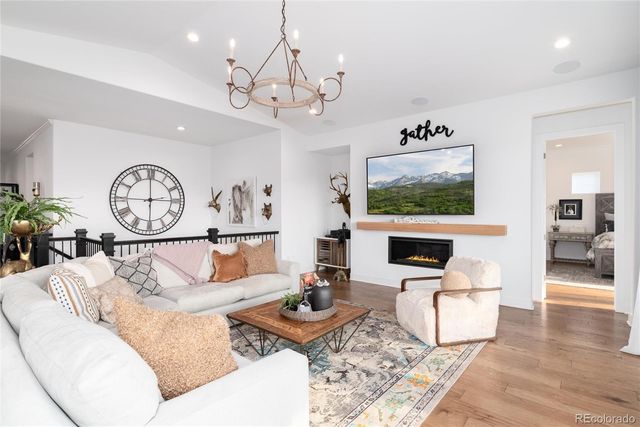 27810 E Lakeview Drive, Aurora, CO 80016