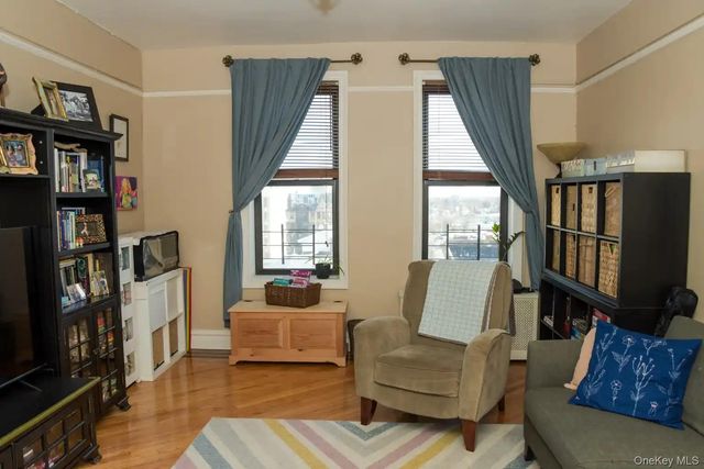 78-14 Austin Street 5-E, Forest Hills, NY 11375