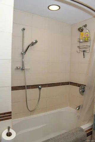 78-14 Austin Street 5-E, Forest Hills, NY 11375